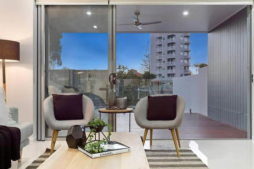 Villa Bliss At Surfers Paradise Gold Coast