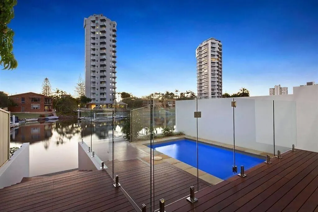 Bliss At Surfers Paradise location