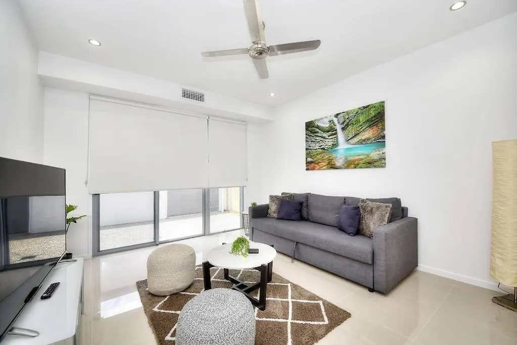 Bliss At Surfers Paradise Gold Coast Villa
