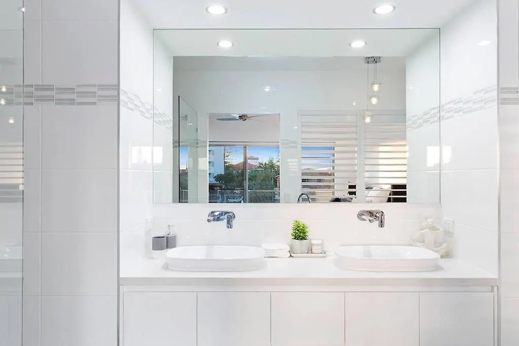 Bliss At Surfers Paradise Gold Coast Villa