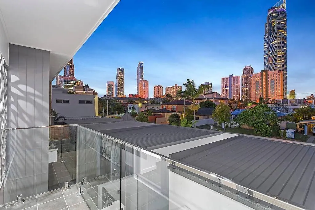 Bliss At Surfers Paradise Gold Coast Villa
