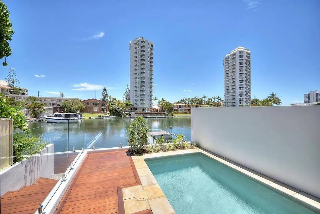 Bliss At Surfers Paradise Gold Coast